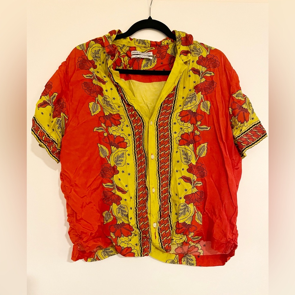 Urban Outfitters Hayden Scarf Print Button-Through Shirt - Picture 5 of 7